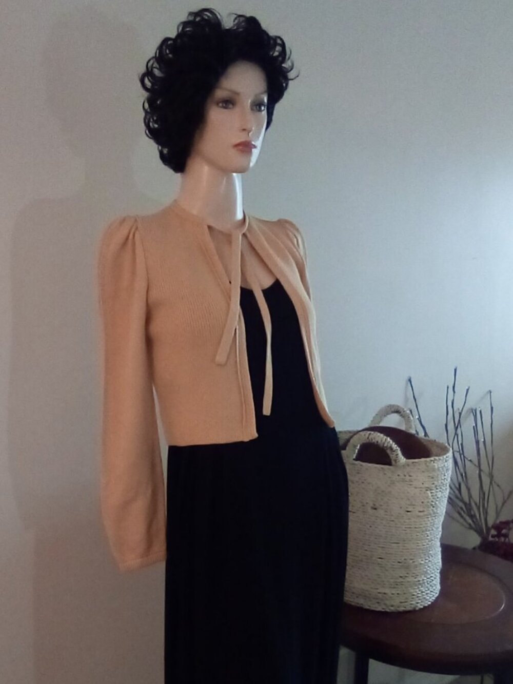 Vtg St.John Knit Marie Gray Shrug Puffed Shoulders Size 0 Bust 28" ( Doubled)